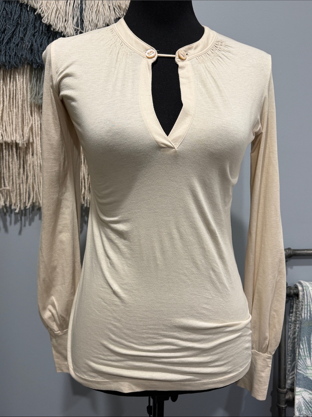 Theory Beige Keyhole Small Long Sleeve Top Stretch Cotton Shirt